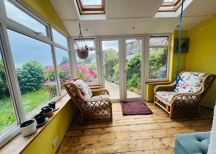 Comfy Single Room With Amazing Views